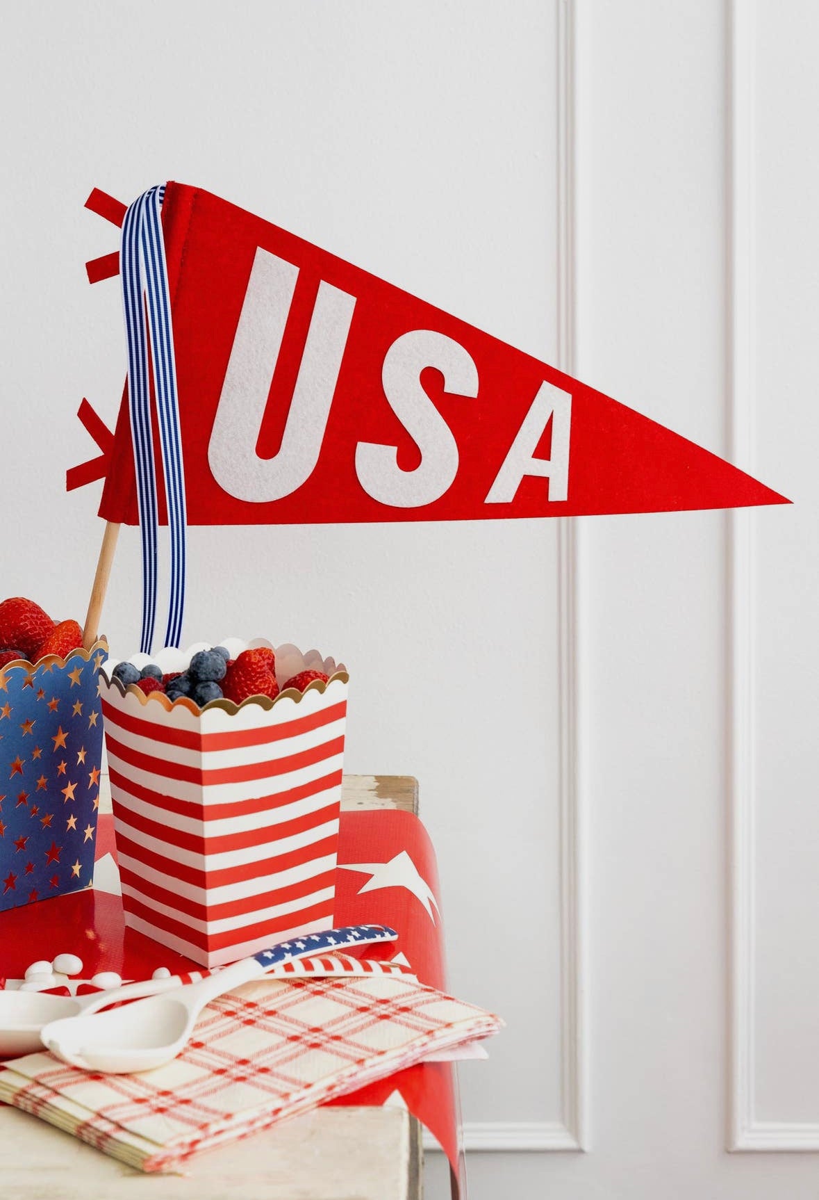 “USA” Felt Party Pennant